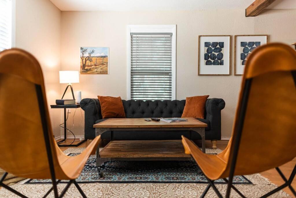 Escape To A Restored 1920S East Waco Bungalow Dış mekan fotoğraf