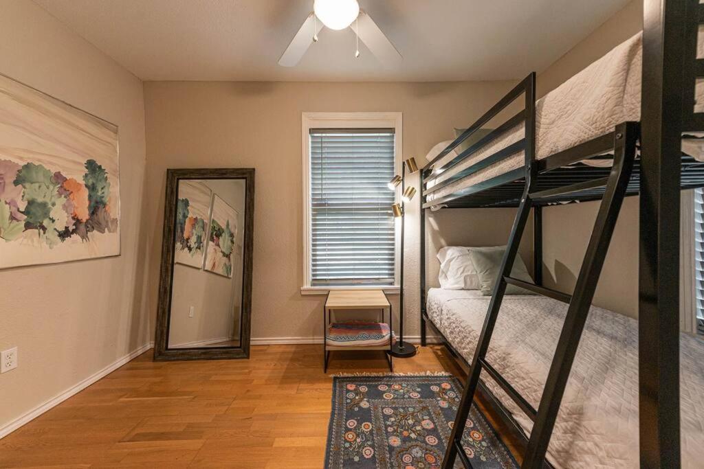 Escape To A Restored 1920S East Waco Bungalow Dış mekan fotoğraf
